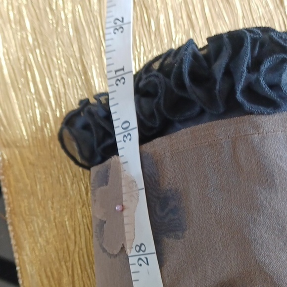 Covelo Vintage Brown Silk Flower Appliqué Pleated Midi Skirt - 10 - Picture 7 of 7